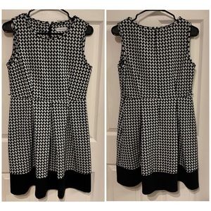 Calvin Kleins Houndstooth Dress